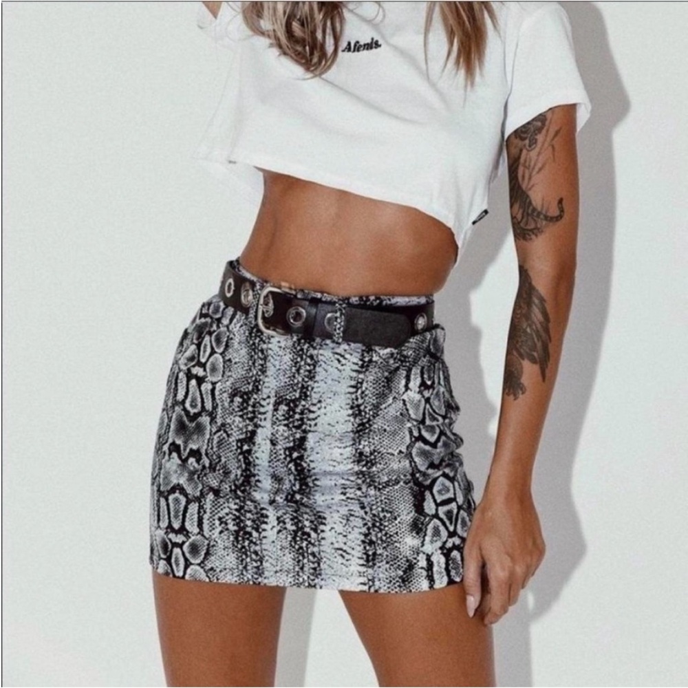 Motel Rocks Mini Broomy Skirt Blue Gray Black White Snake Print Mini Skirt S